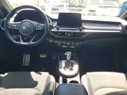 Used 2021 Kia Forte GT-Line image 12