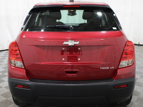 Used 2015 Chevrolet Trax LS FWD image 27