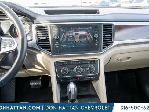 Used 2021 Volkswagen Atlas SE w/ Panoramic Sunroof Package image 8