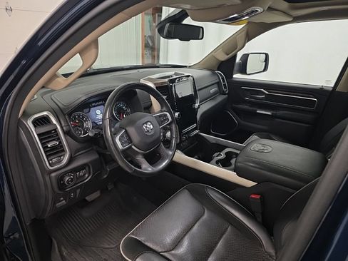 Used 2020 RAM 1500 Laramie AWD/4WD image 14