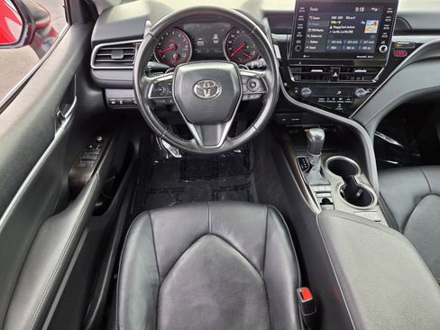 Used 2023 Toyota Camry XSE image 12