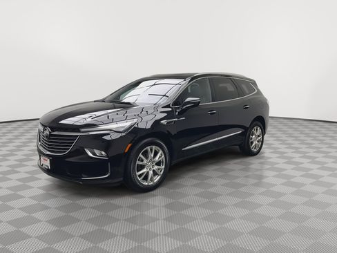 Used 2023 Buick Enclave Essence w/ Experience Buick Package AWD/4WD image 42