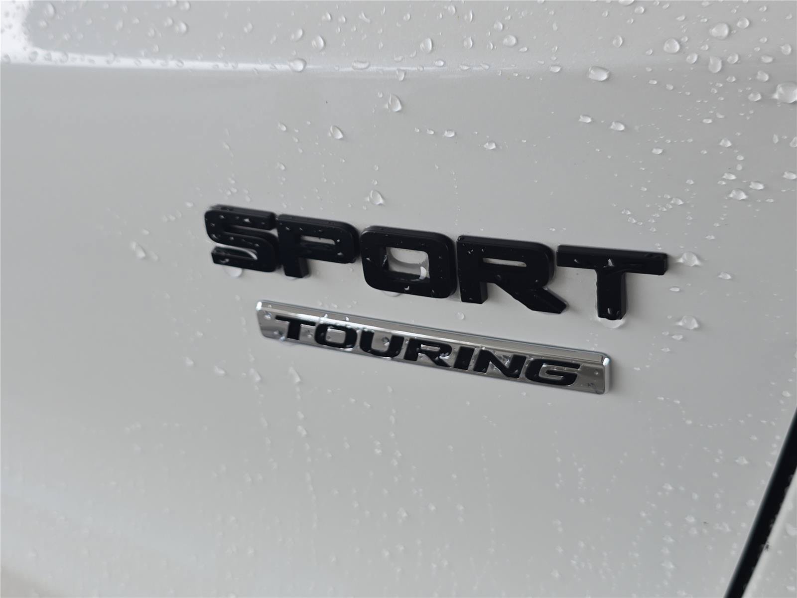 Used 2023 Honda CR-V Sport Touring image 5