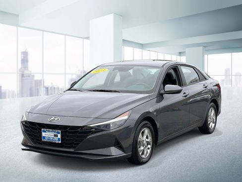 Used 2023 Hyundai Elantra SE FWD image 1