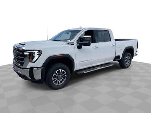 Used 2024 GMC Sierra 2500 SLT image 1