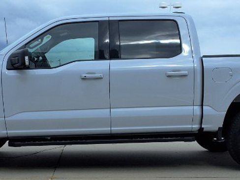 Used 2025 Ford F150 XLT w/ Equipment Group 302A MID AWD/4WD image 5