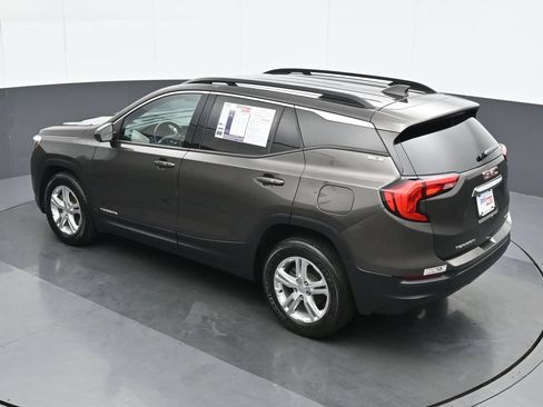 Used 2020 GMC Terrain SLE w/ Driver Convenience Package AWD/4WD image 19