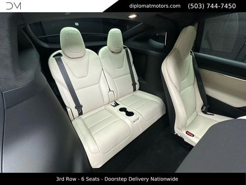 Used 2022 Tesla Model X Plaid image 22
