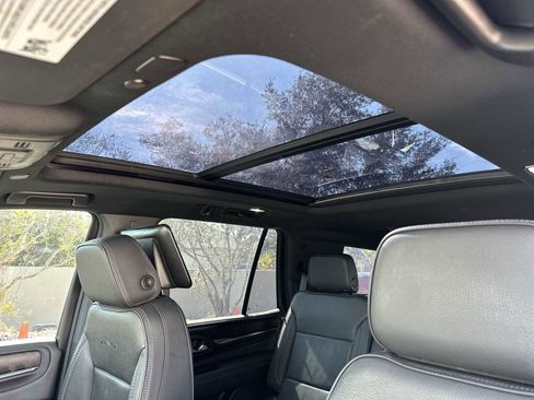 Used 2021 GMC Yukon Denali w/ Denali Ultimate Package image 17