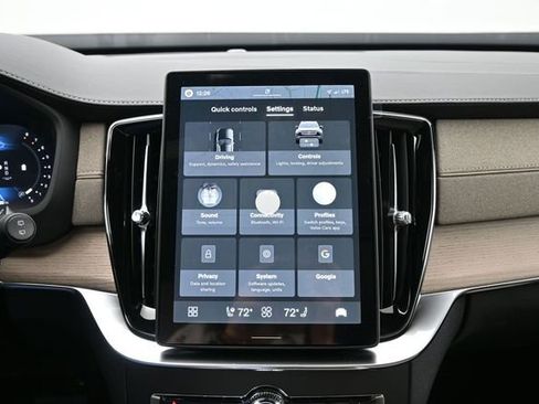 New 2026 Volvo XC90 B6 Plus AWD/4WD image 17