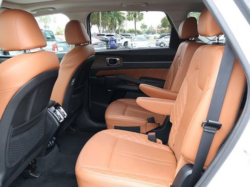 Used 2023 Kia Sorento SX Prestige image 43