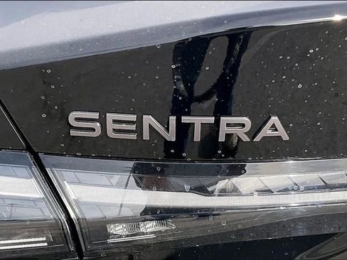New 2026 Nissan Sentra SV w/ SV Convenience Package FWD image 9