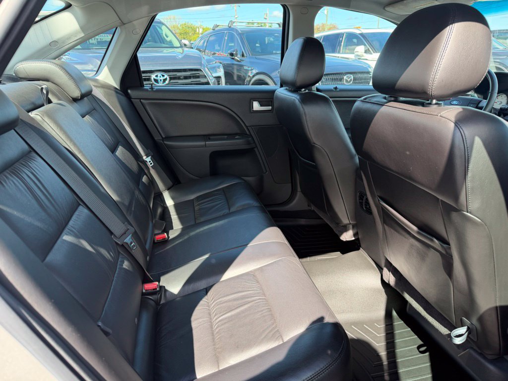 Used 2007 Ford Five Hundred Limited FWD image 18