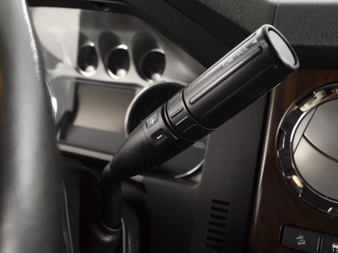 Used 2015 Ford F250 Lariat w/ Chrome Package image 33