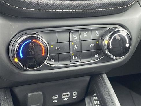 Used 2023 Chevrolet TrailBlazer ACTIV image 17