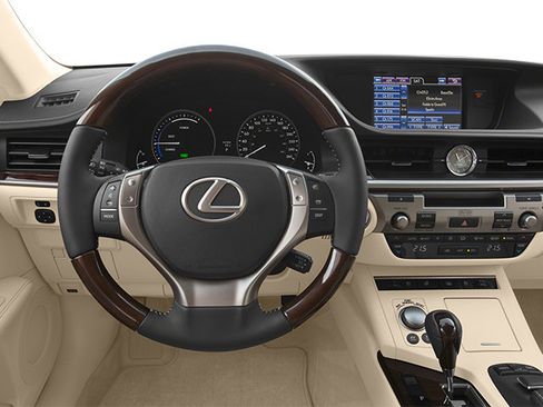 Used 2014 Lexus ES 300h w/ Luxury Package w/Bamboo Trim FWD image 6