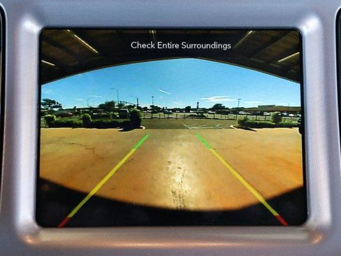 Used 2023 Dodge Challenger GT w/ Plus Package image 18