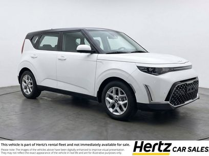 Used 2025 Kia Soul LX w/ LX Technology Package