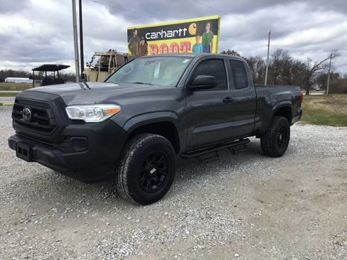 Used 2022 Toyota Tacoma SR RWD image 7