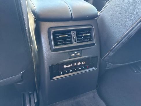 Used 2025 MAZDA CX-90 3.3 Turbo w/ Select Package image 15