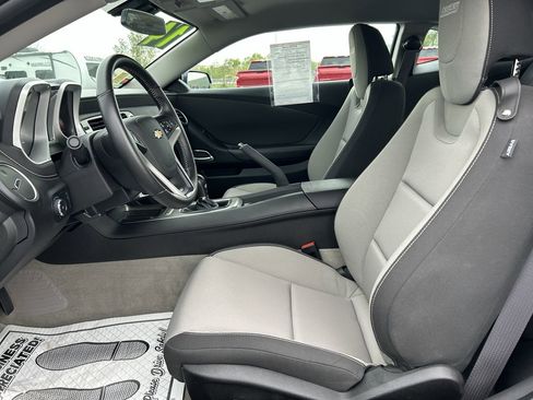 Used 2014 Chevrolet Camaro SS RWD image 19
