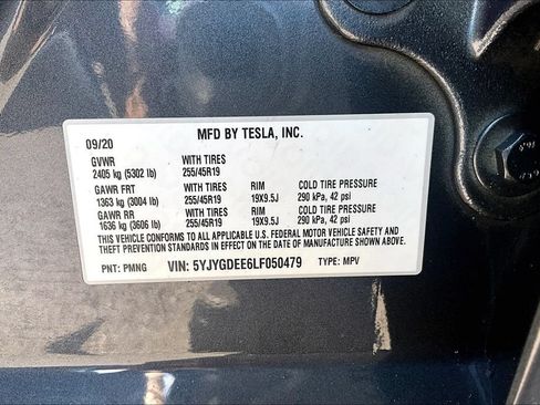 Used 2020 Tesla Model Y Long Range AWD/4WD image 32