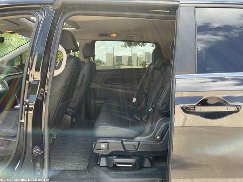 Used 2025 Honda Odyssey EX-L image 10