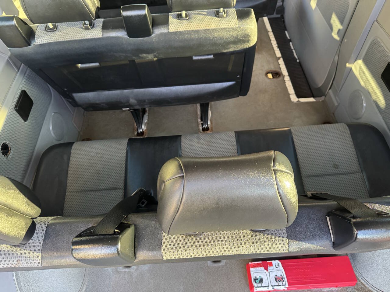 Used 2007 Dodge Sprinter 2500 w/ Cooling Group RWD image 25