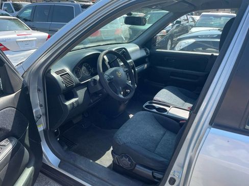 Used 2005 Honda CR-V LX image 7