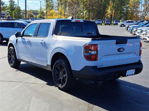 New 2025 Ford Maverick Lariat w/ Black Appearance Package image 28