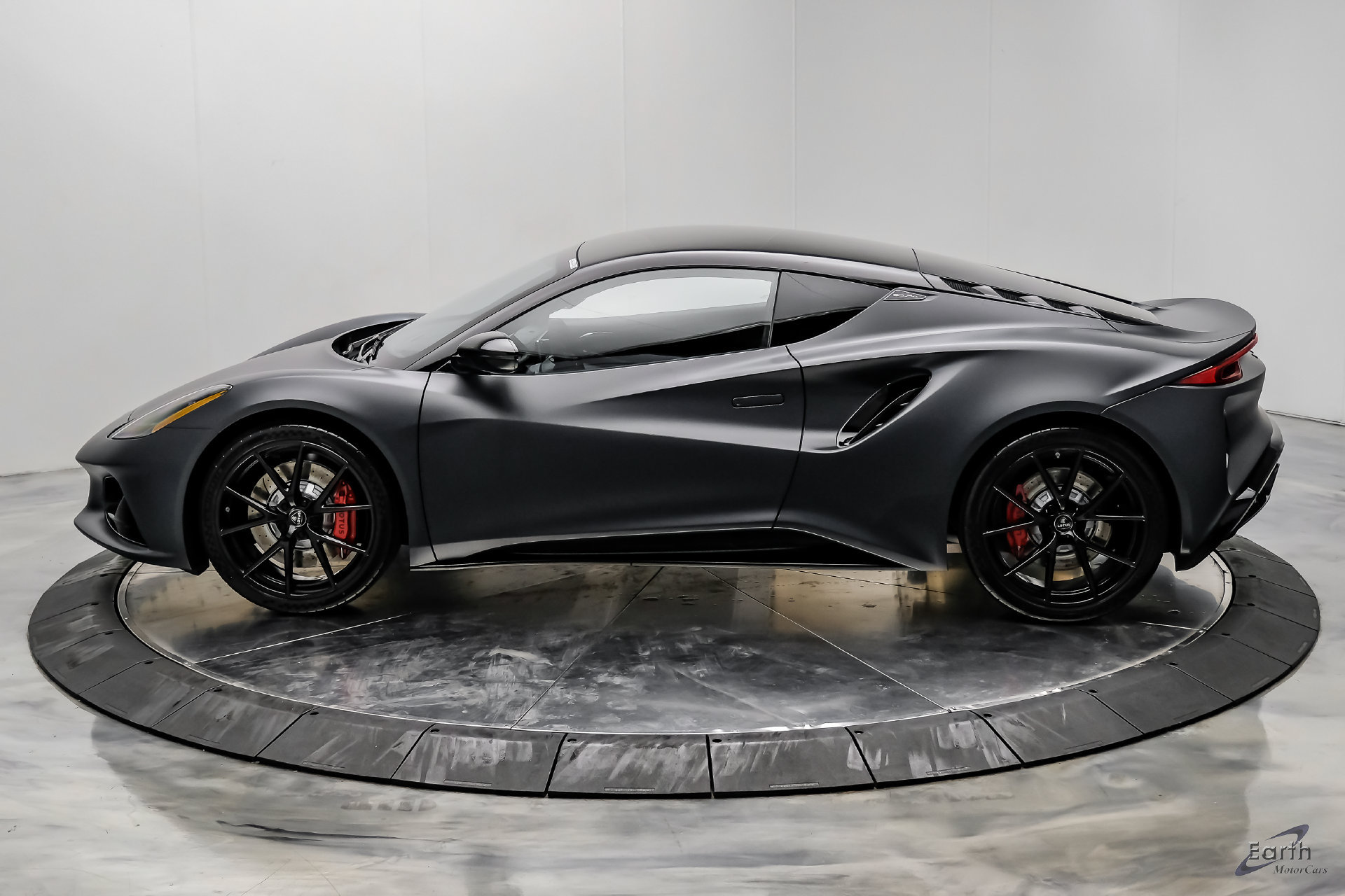 Used 2026 Lotus Emira RWD image 9