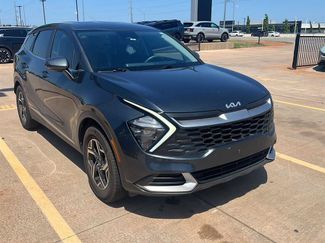 Used 2023 Kia Sportage LX FWD video 1