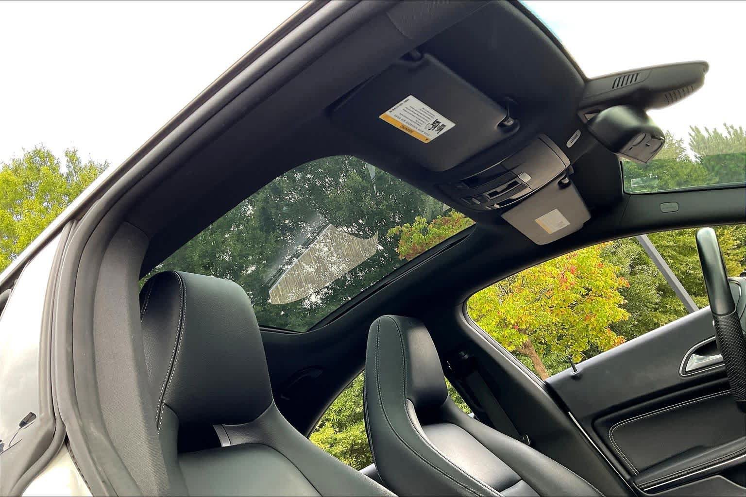 Used 2019 Mercedes-Benz CLA 250 image 14