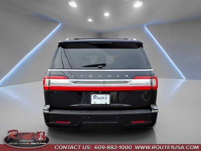 Used 2021 Lincoln Navigator L Reserve w/ Luxury Package AWD/4WD image 5
