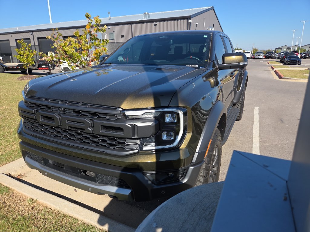 Used 2025 Ford Ranger Raptor AWD/4WD image 1