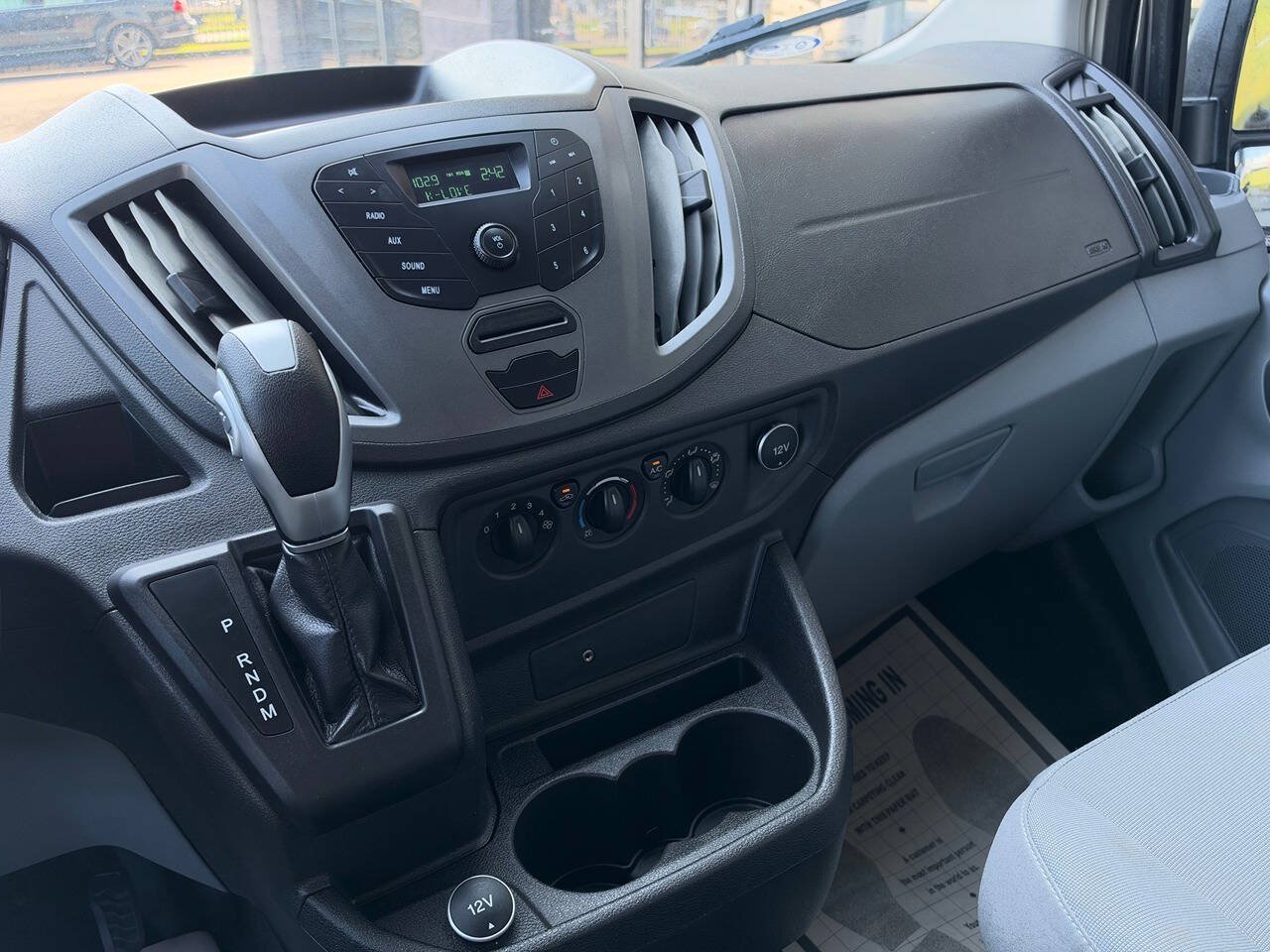 Used 2017 Ford Transit 150 XL RWD image 19