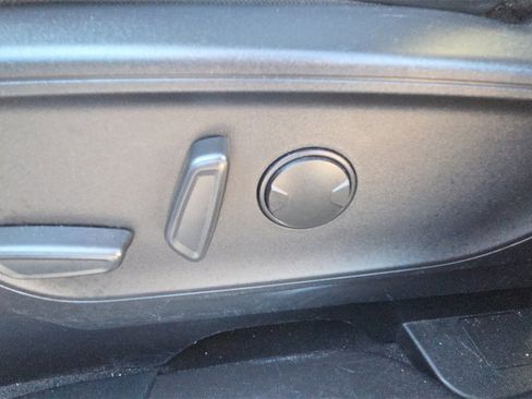 Used 2023 Ford Escape ST-Line image 34