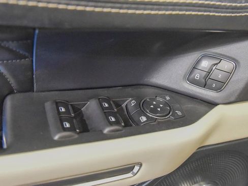 Used 2020 Ford Expedition Max Platinum image 16