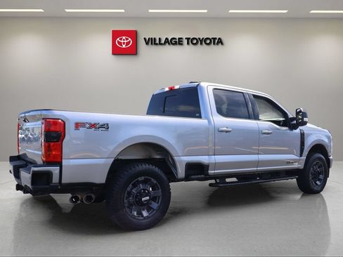 Used 2024 Ford F250 Lariat w/ Lariat Ultimate Package AWD/4WD image 5