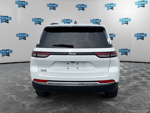 Used 2023 Jeep Grand Cherokee 4WD 4xe image 5
