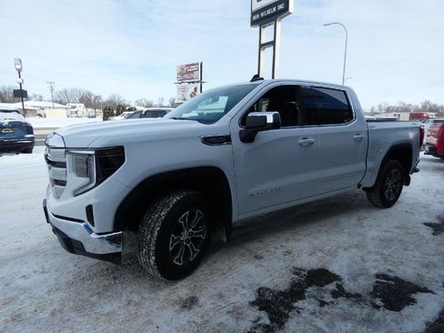 New 2026 GMC Sierra 1500 SLE w/ X31 Off-Road Package image 6