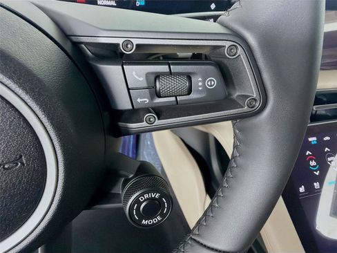 New 2026 Porsche Taycan 4S AWD/4WD image 13