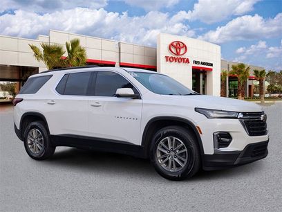 Used 2023 Chevrolet Traverse LT