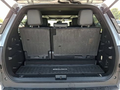 Used 2024 Toyota Sequoia Platinum AWD/4WD image 29