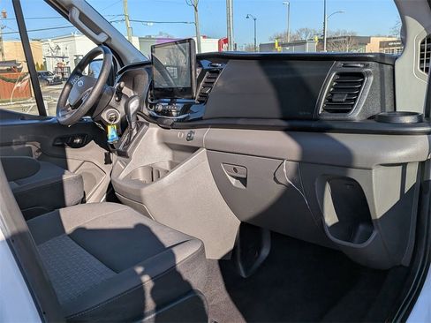Used 2023 Ford Transit 350 XLT image 22
