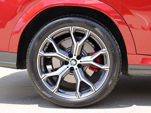 Used 2021 BMW X6 M50i w/ Executive Package image 60