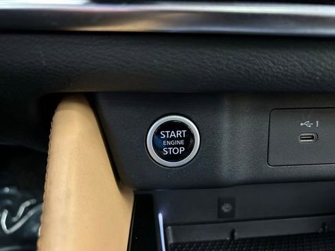 Certified 2023 Nissan Rogue Platinum w/ Platinum Premium Package image 38