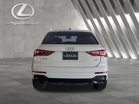 Used 2020 Audi Q3 2.0T Prestige w/ Prestige Package AWD/4WD image 27