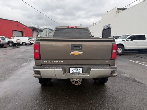 Used 2015 Chevrolet Silverado 2500 LT w/ LT Convenience Package image 4