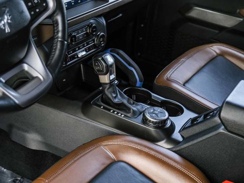 Used 2023 Ford Bronco Outer Banks AWD/4WD image 19